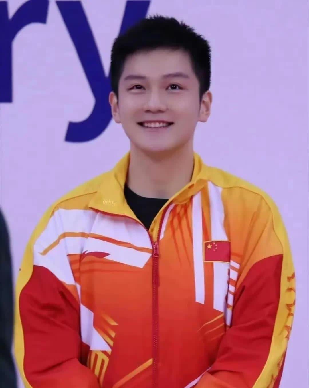  又见绝平！那不勒斯与川崎前锋鏖战至终场，樊振东读秒救主