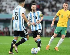  梅西赛后谦逊发言登热搜，上海申花险胜上海海港引发热议